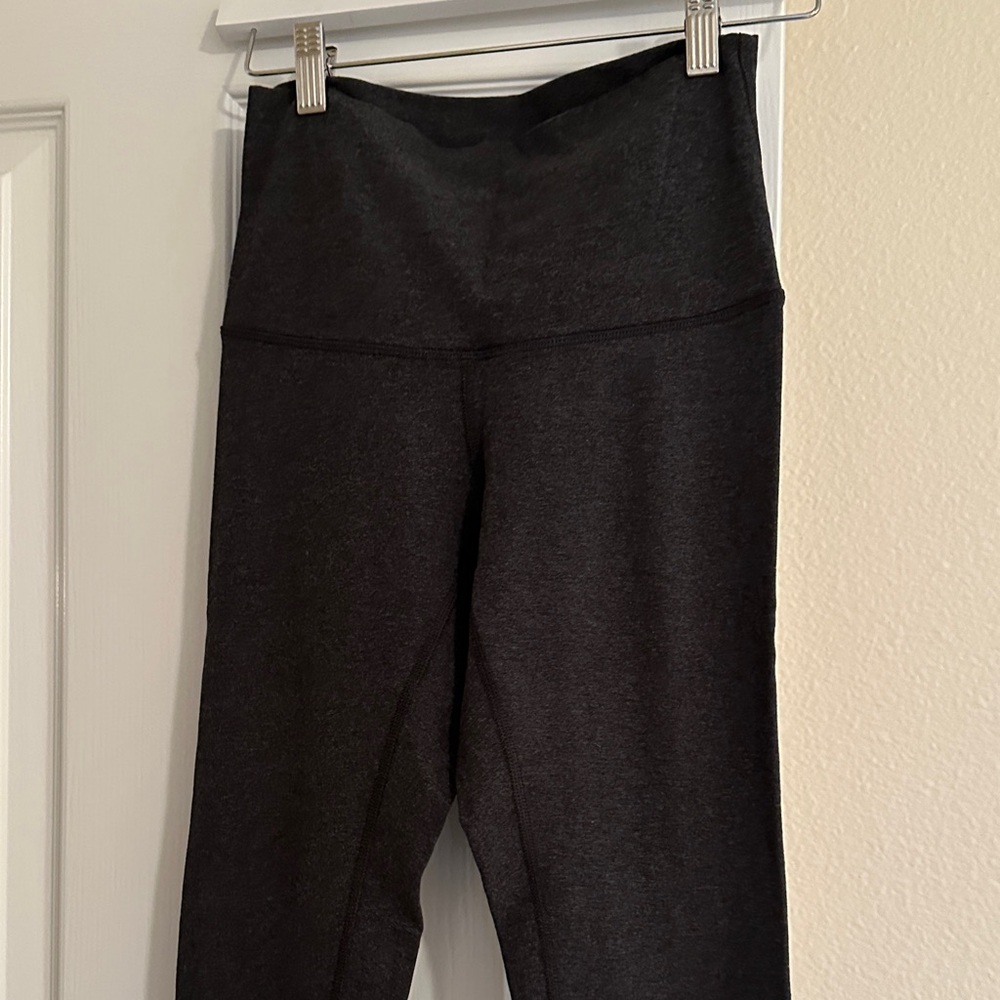 LULULEMON Women’s Leggings, Charcoal Gray, Size 6